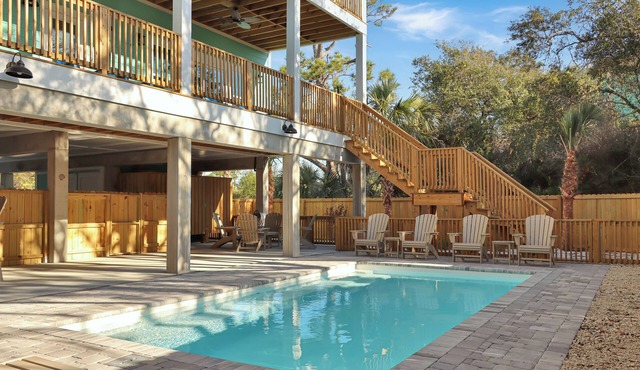 NEW Construction! Incredible 6BR~ Indian Pass, Beachfront, Private Pool