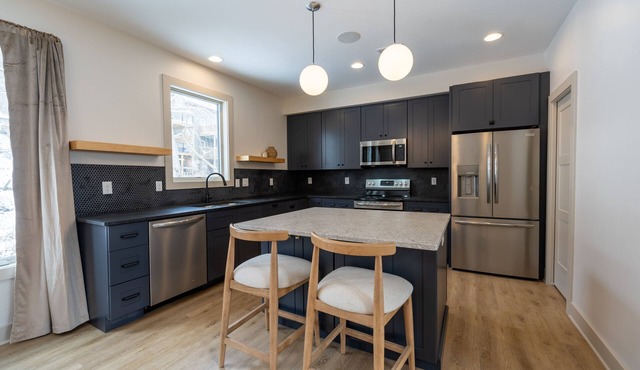New Construction, Modern House with Rooftop Patio - City Views