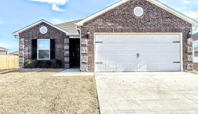 New construction new neighborhood great location