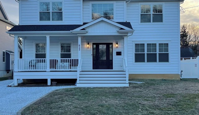 New Construction-Shore Colonial 4-bedroom house near Manasquan Beach