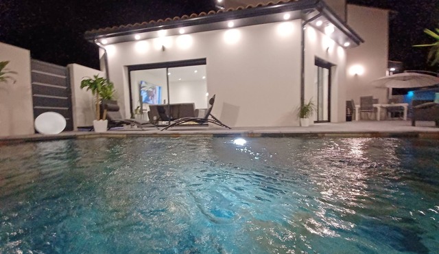 New contemporary villa with pool 15 min from Aix, 20 min from Marseille