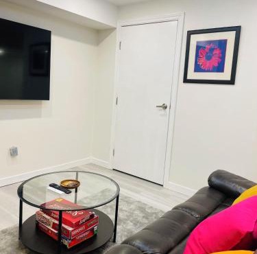 New Cosy bright and Spacious Apartment