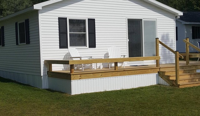"New Cottage" at Dunn's Farm on the Shores of Beautiful Glen Lake