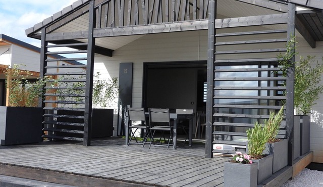 New cottage located in a secure residential leisure park with janitor