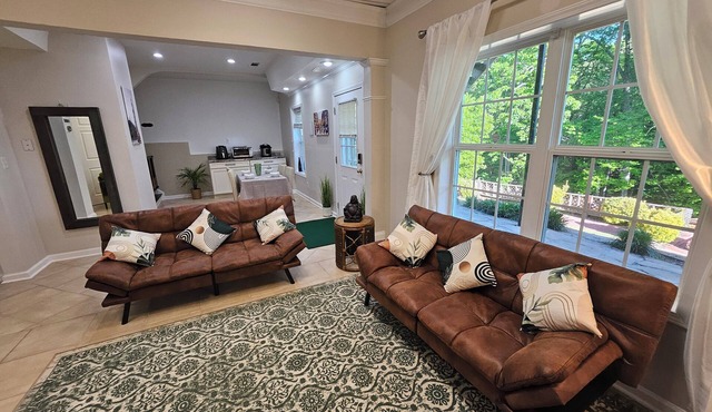 New Cottage style basement home in Lawrenceville