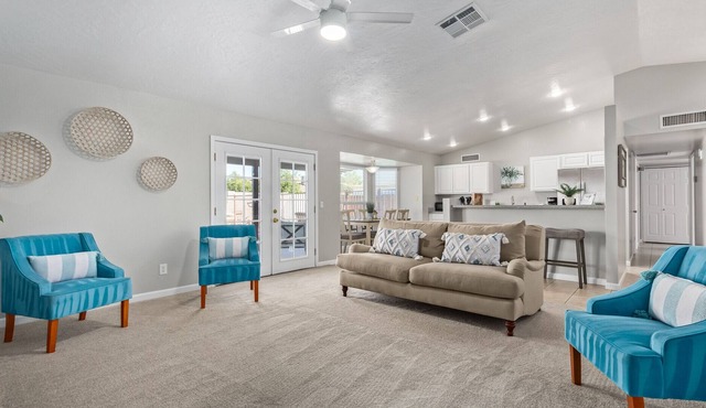 NEW! Cozy 3 Bedroom Home w/Pool