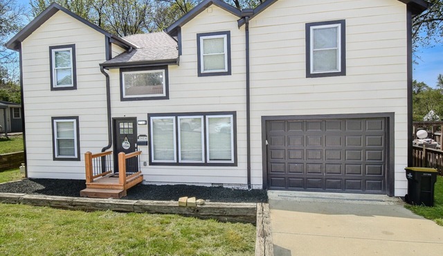 New Cozy 3 Bedrooms 2 Bath House 4 Beds Sleeps 8