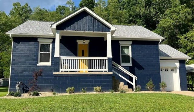New - Cozy Hocking Hills Cottage w Hot Tubnn
