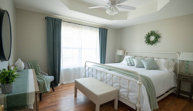 New! Cozy Home 10 min to Magnolia and Baylor