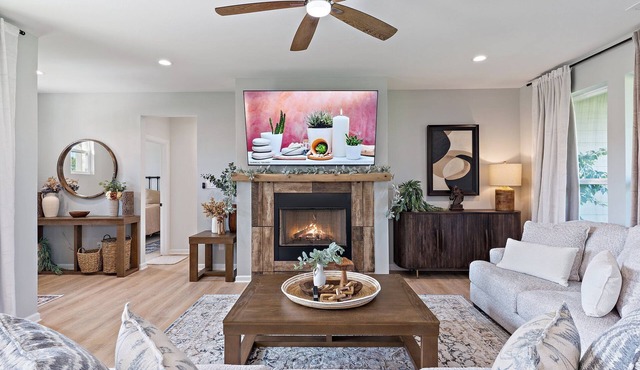 New Cozy Luxe Rockwall Retreat Minutes to Lakes, Downtown & Shops!