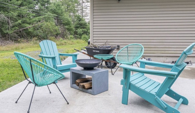 NEW: Cozy One Level Home near Lake w/Huge Patio.