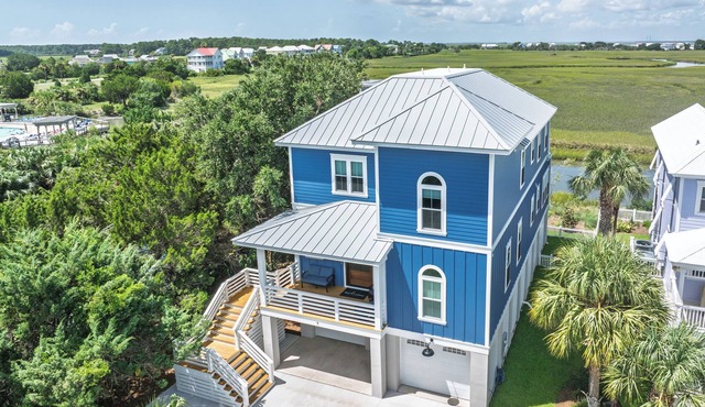 New Custom Built 5-Bedroom Coastal Retreat – Harbor Island, SC