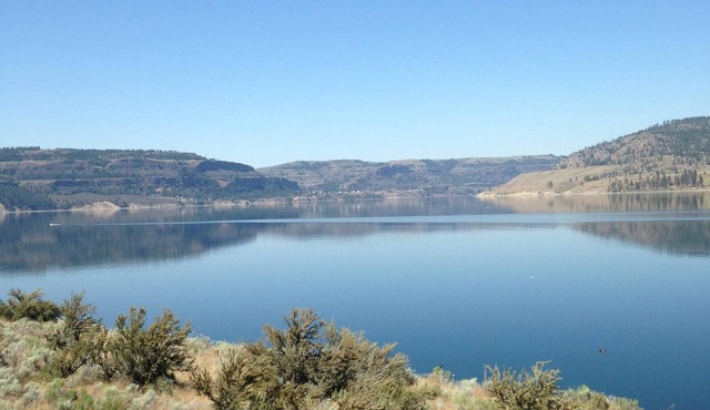 ★New Deck★ 10/10 View with Easy Beach Access ★