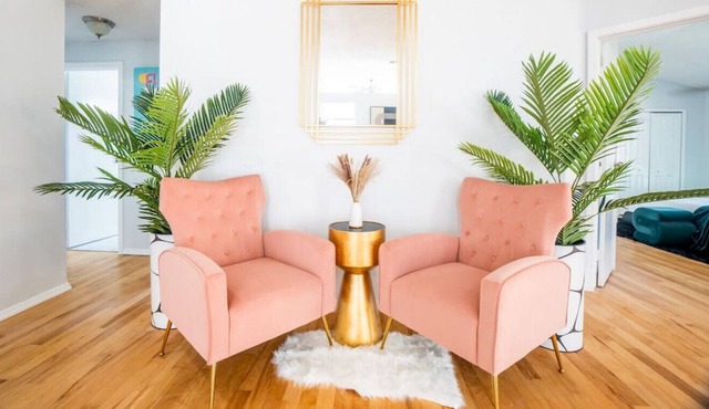 *NEW* Designer House w/ Pool