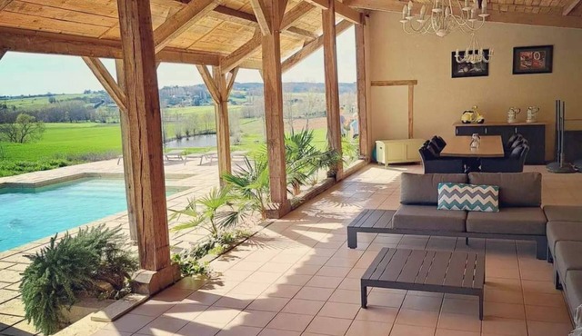 NEW! Domaine Quintèss Monflanquin - Studio