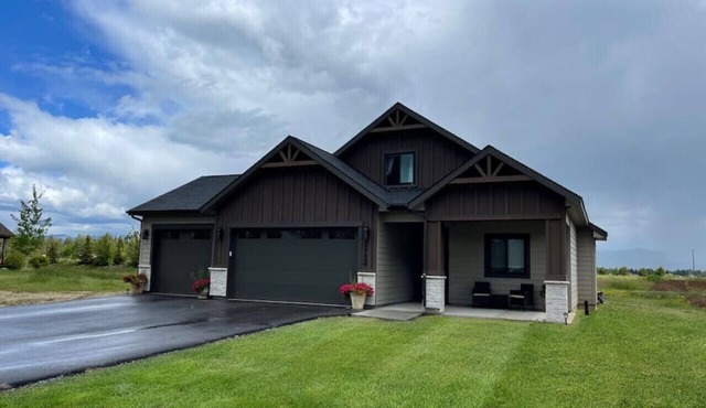 New Donnelly Cabin w/Hot Tub, Near Lake Cascade!