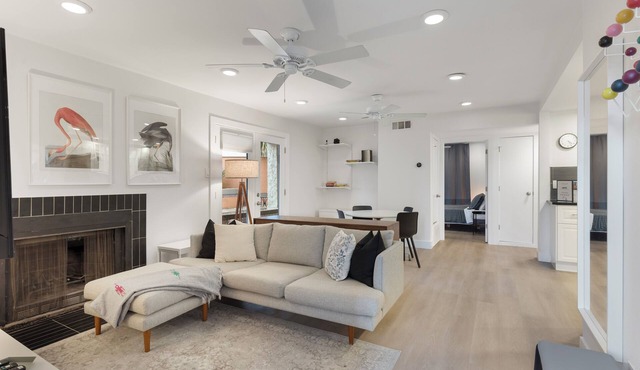 New Downtown Atx! 30 day plus!