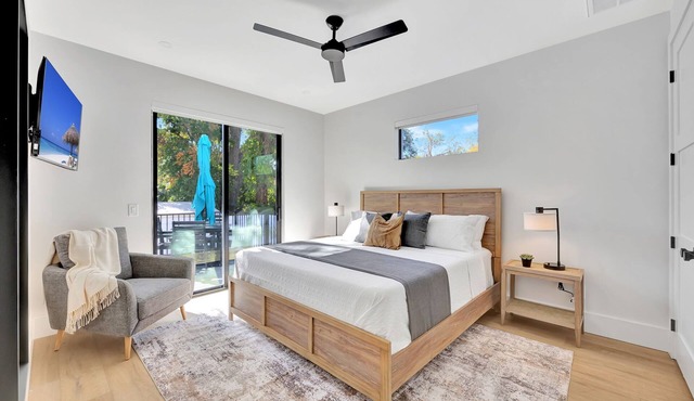 New Downtown Gem #1 w/Fenced Yard & Grill- Main St