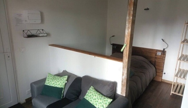 New Dublin-themed studio, 30 minutes from Poitiers and the Le Vigeant racetrack!