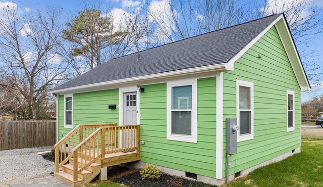 New Durham Home - near Downtown, DPAC and food