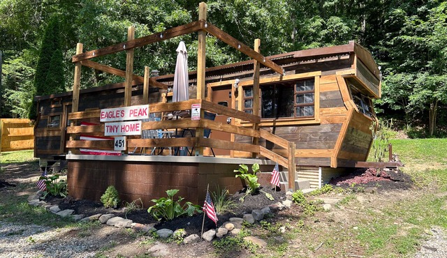 New! Eagle's Peak Tiny Home Near Allegheny River