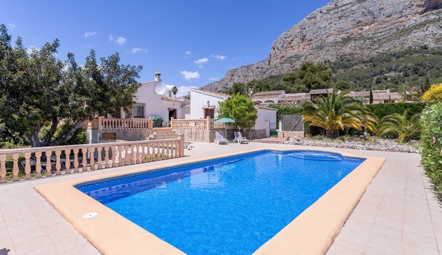 NEW!: El Ojo de Elefante; tranquil living under the eye of the famous 'Elephant’