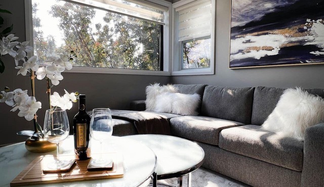 NEW Elegant City Living 1 BR
