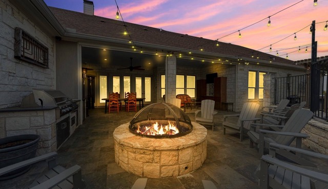 New Epic House-pool-theatre-hot Tub-game Room