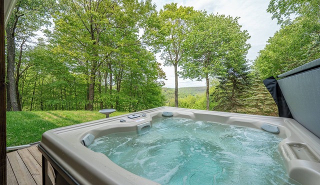 New! Epic Lake Views, Games, Hot Tub Comfort & A/C