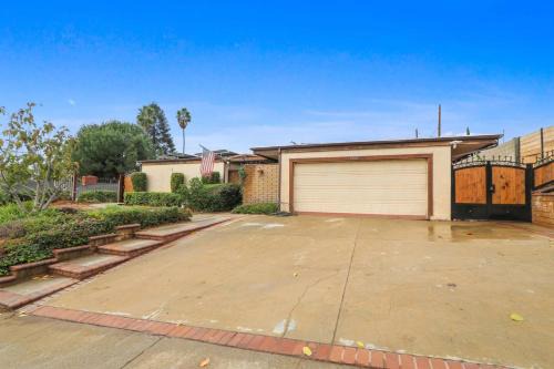 New Family House Fanstic View Azusa