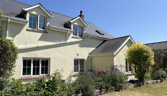 NEW Fantastic Pembrokeshire retreat in Carew