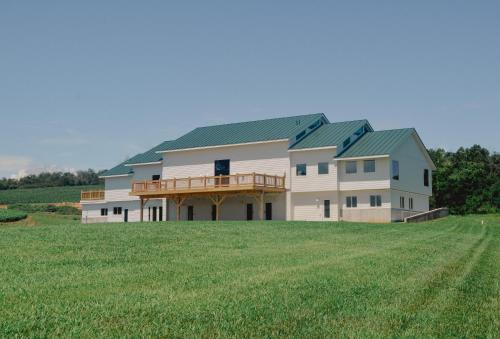 New Field Farm at Timber Ridge