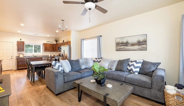 New Flagstaff House—Near Mt. Elden & Downtown