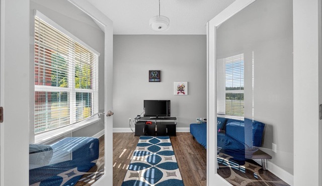 NEW! Floridays Manor 4-Bedroom Home - Handicap accessible - Pets Allowed
