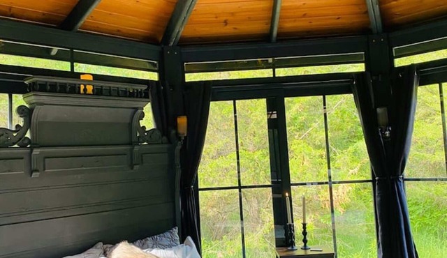 NEW! FOREST GAZEBO BY PRIVATE LAKE-Peace&Privacy