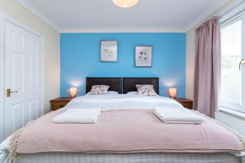 NEW Four Bedroom House - all rooms ensuite