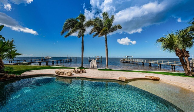 NEW Fully renovated Gulf front home w/private resort style pool, outdoor kitchen