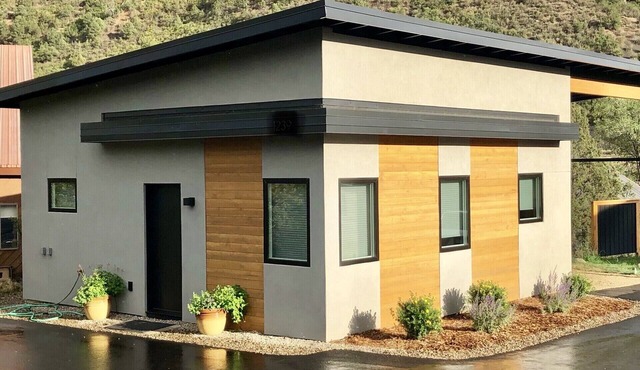 NEW Galaxyland Modern Guest House in Durango