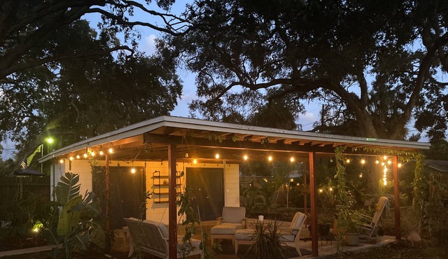 NEW Garden Lovers Peaceful Oasis - 5 min to Downtown Gulfport!