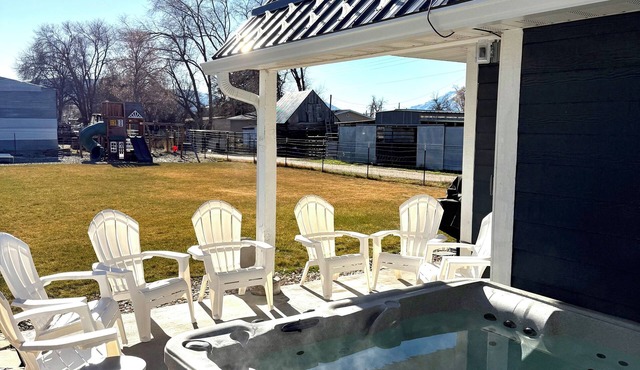 New gorgeous 3-bedroom house near Deer Valley and Park City Resorts - Sleeps 9