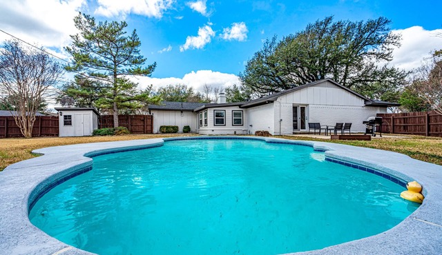 NEW! Gorgeous recently remodeled 4-bedroom spacious home with a Heated Pool .