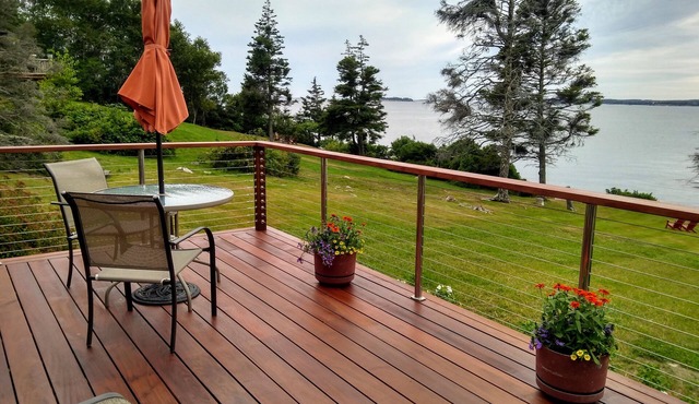 New Harbor/Pemaquid Point Oceanfront Cottage