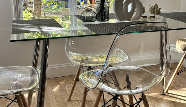 New Haven East Haven Border Unit-Near Tweed, Yale, Seawall & More!