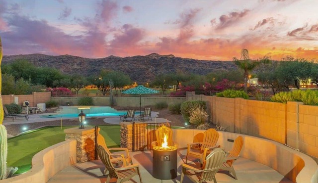 *NEW* Heated Pool & Hot Tub Cozy Phoenix 4BR Oasis