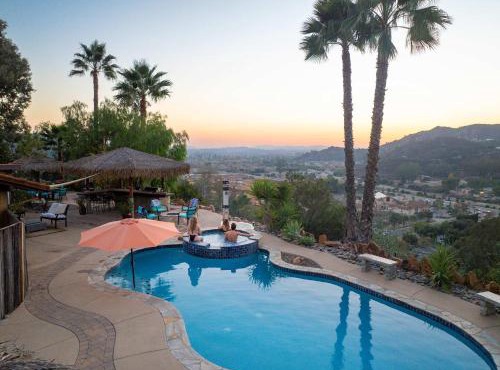 NEW Heated Pool Oasis