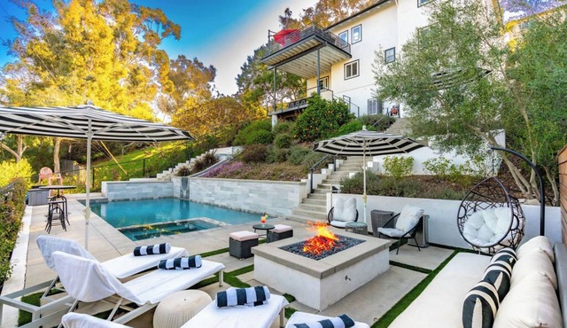 New! Heaven's Hideaway w/SPECTACULAR Pool and Views