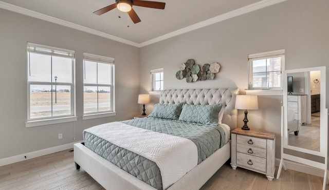 New, High-end Townhouse w/Garage. Quick walk to TPC Colorado Golf Course