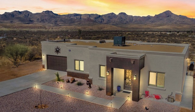 New Hillside Home overlooking Santa Cruz River Valley in Rio Rico near Tubac