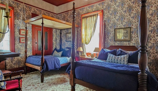 NEW! Historic Casa Capone, Saltwater Pool &Spa, Large Groups, Marigny/French Qtr