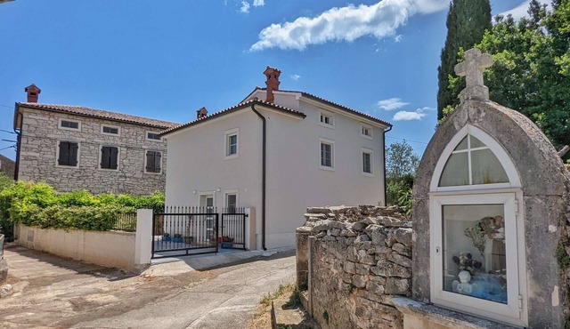 New holiday home for 6 persons in Krnica-Rakalj - just 2.5 km from the sea